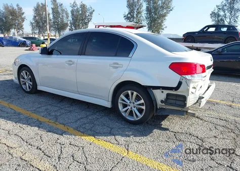 2013 Subaru Legacy 2.5I Premium z USA, uszkodzony, nr VIN 4S3BMBC62D3007576